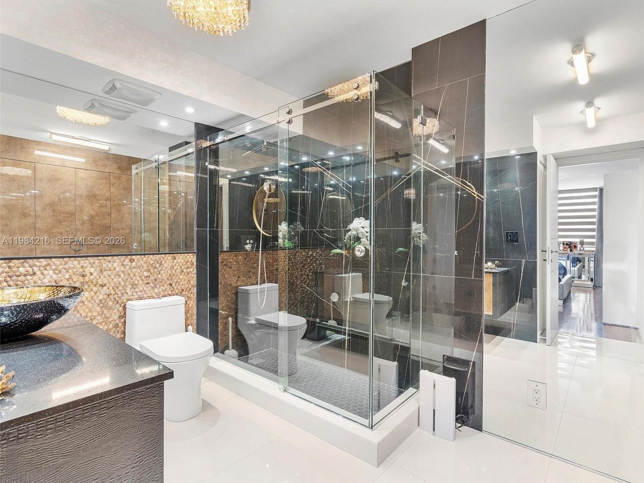 251 174th St , Unit 511, Sunny Isles Beach, FL 33160 Photo