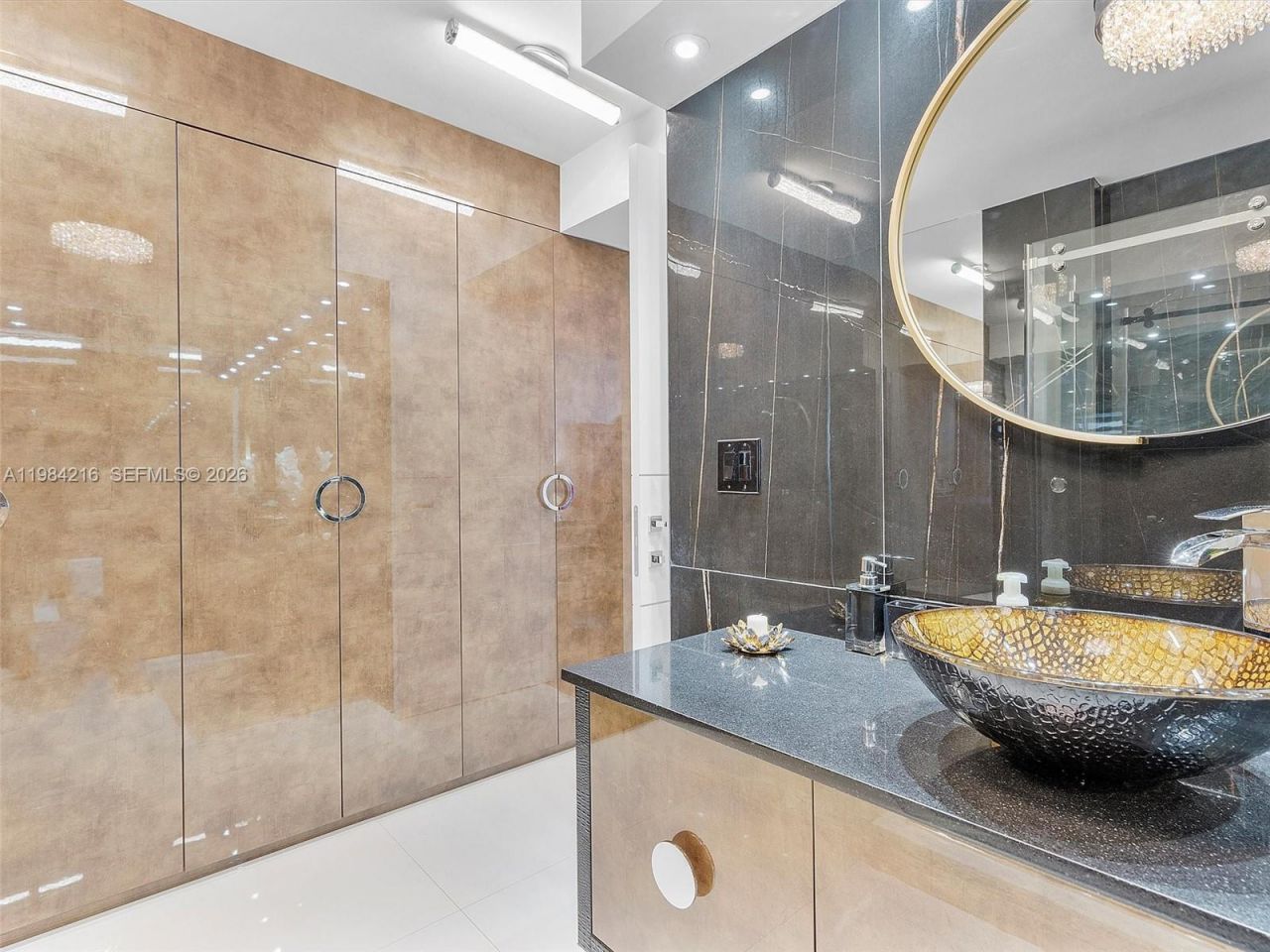 251 174th St , Unit 511, Sunny Isles Beach, FL 33160 Photo