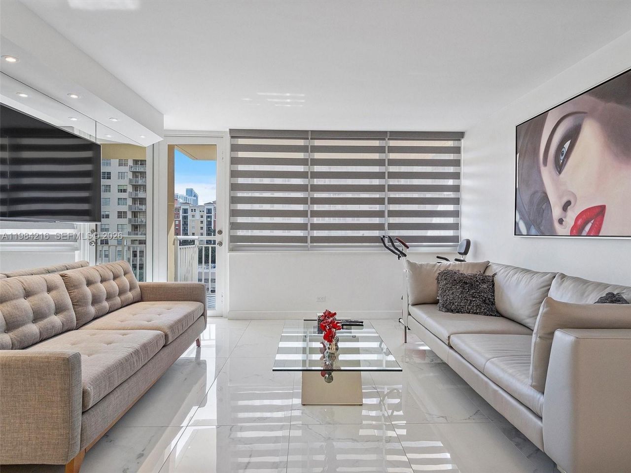 251 174th St , Unit 511, Sunny Isles Beach, FL 33160 Photo