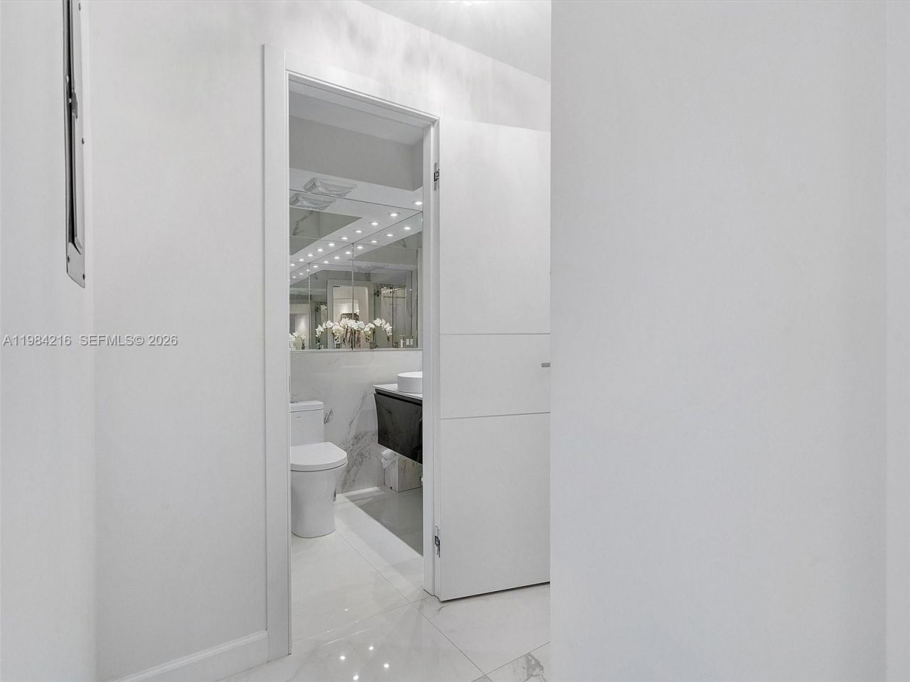 251 174th St , Unit 511, Sunny Isles Beach, FL 33160 Photo