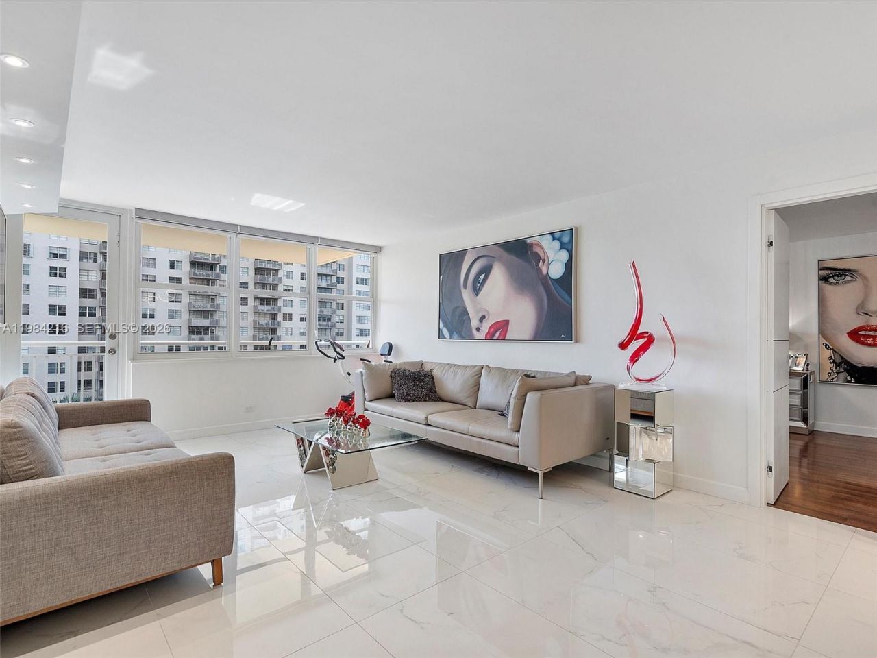 251 174th St , Unit 511, Sunny Isles Beach, FL 33160 Photo