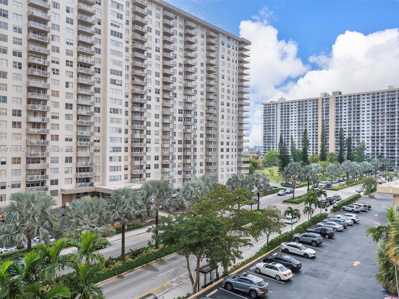 251 174th St , Unit 511, Sunny Isles Beach, FL 33160 Photo