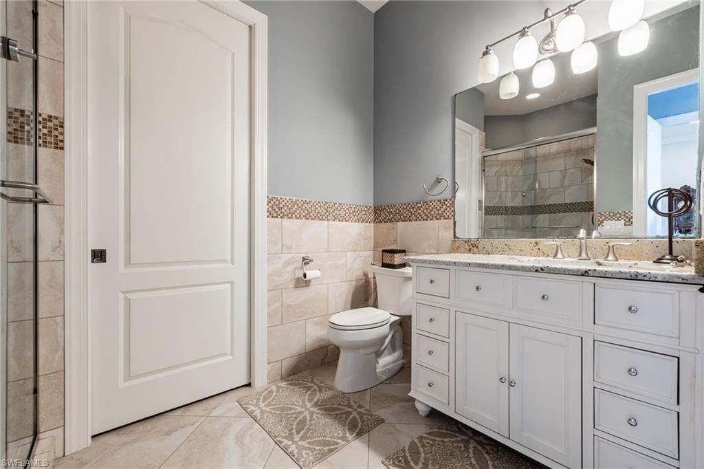 3944 W Riverside Dr, Fort Myers, FL 33901 Photo