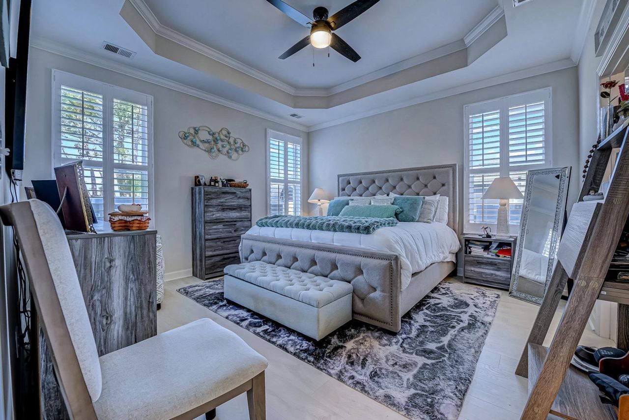 215 Goldenrod Circle Photo 12