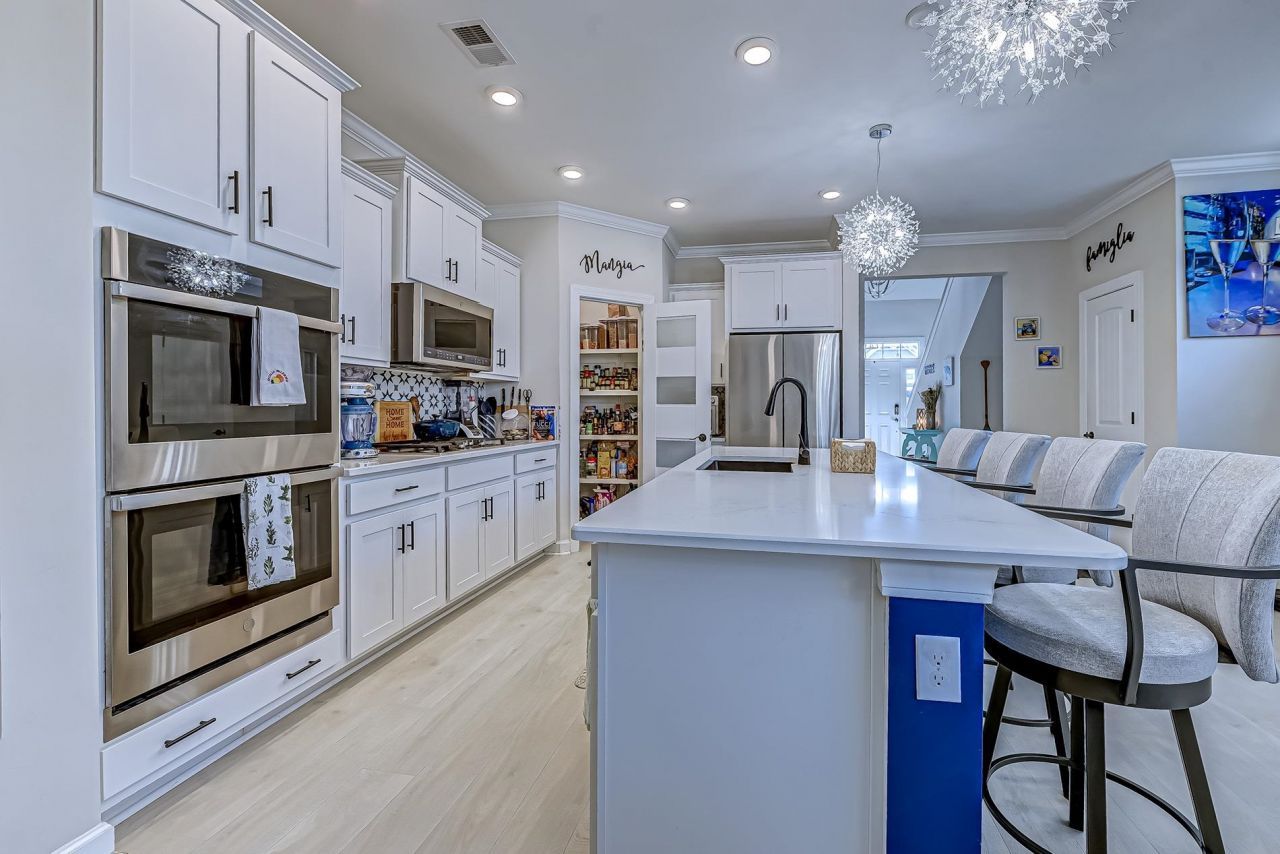 215 Goldenrod Circle Photo 21