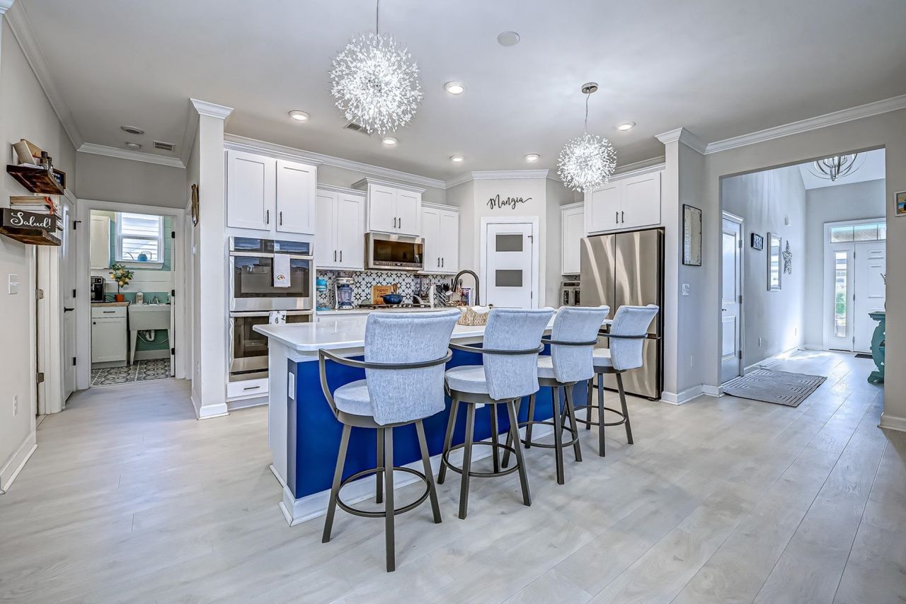 215 Goldenrod Circle Photo 23