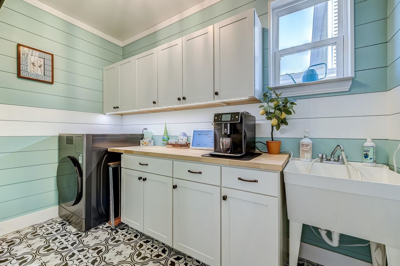 215 Goldenrod Circle Photo 26