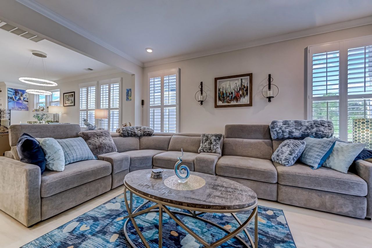 215 Goldenrod Circle Photo 37