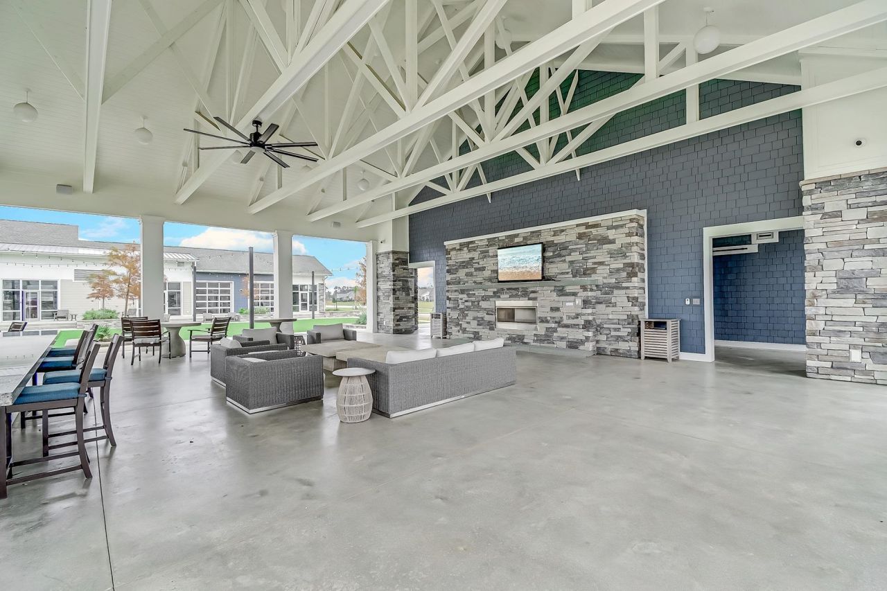 215 Goldenrod Circle Photo 42