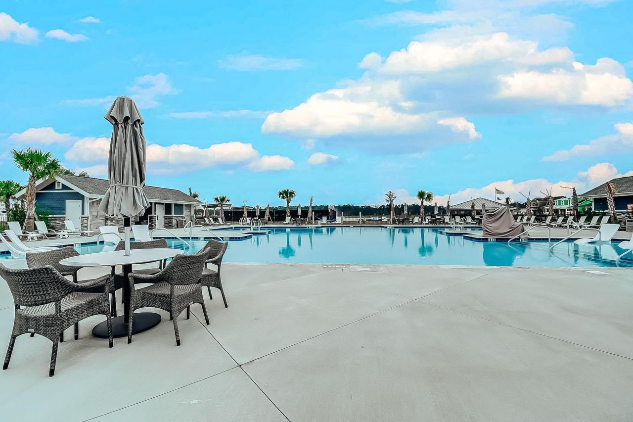 215 Goldenrod Circle Photo 48