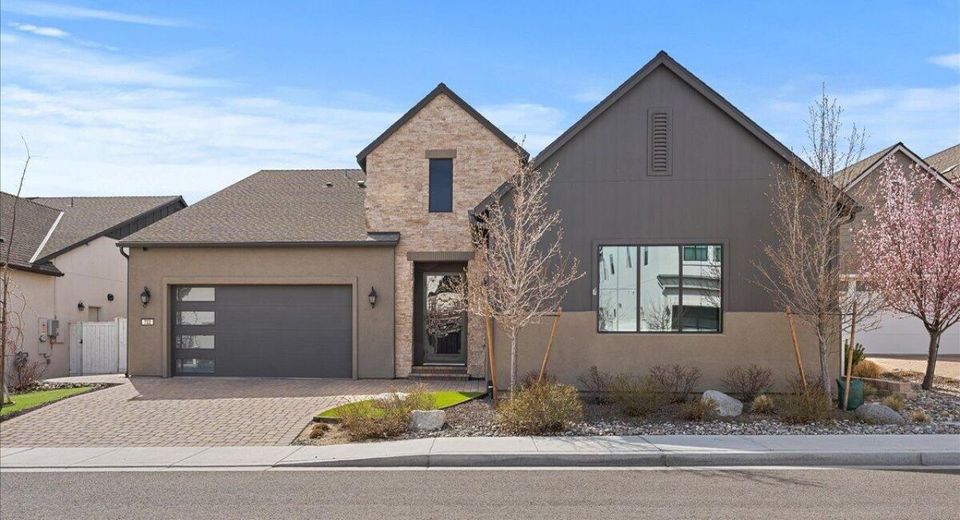 722 W Pleasant Oak Trail, Reno, NV 89511 Photo