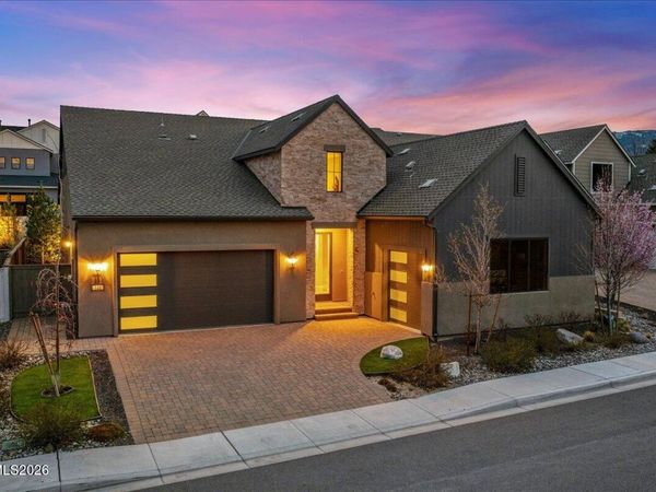 722 W Pleasant Oak Trail, Reno, NV 89511