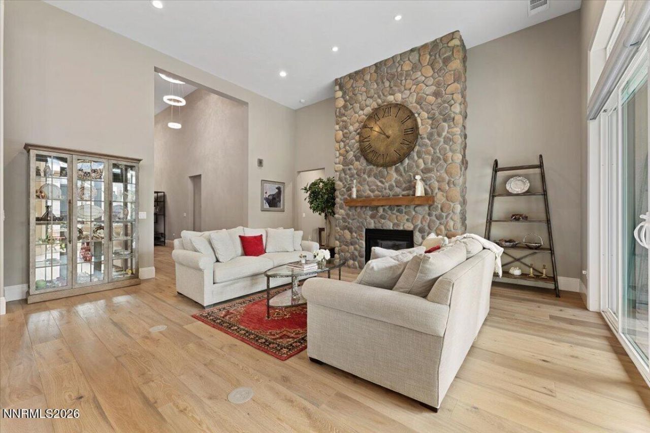 722 W Pleasant Oak Trail, Reno, NV 89511 Photo