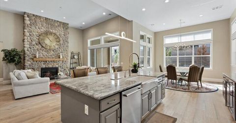 722 W Pleasant Oak Trail, Reno, NV 89511 Photo