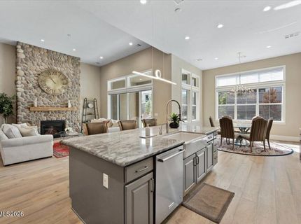 722 W Pleasant Oak Trail, Reno, NV 89511 Photo