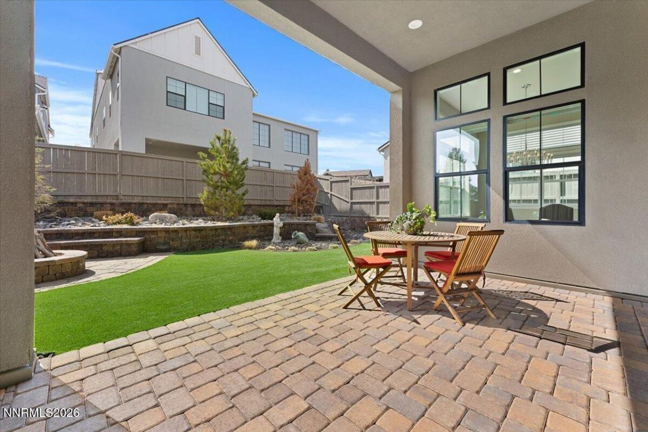 722 W Pleasant Oak Trail, Reno, NV 89511 Photo