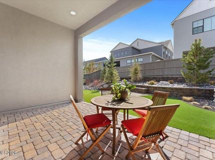 722 W Pleasant Oak Trail, Reno, NV 89511 Photo