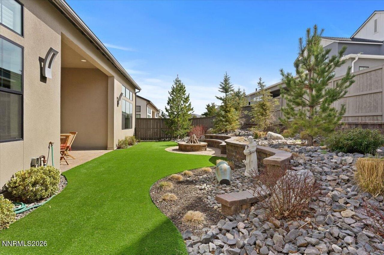 722 W Pleasant Oak Trail, Reno, NV 89511 Photo