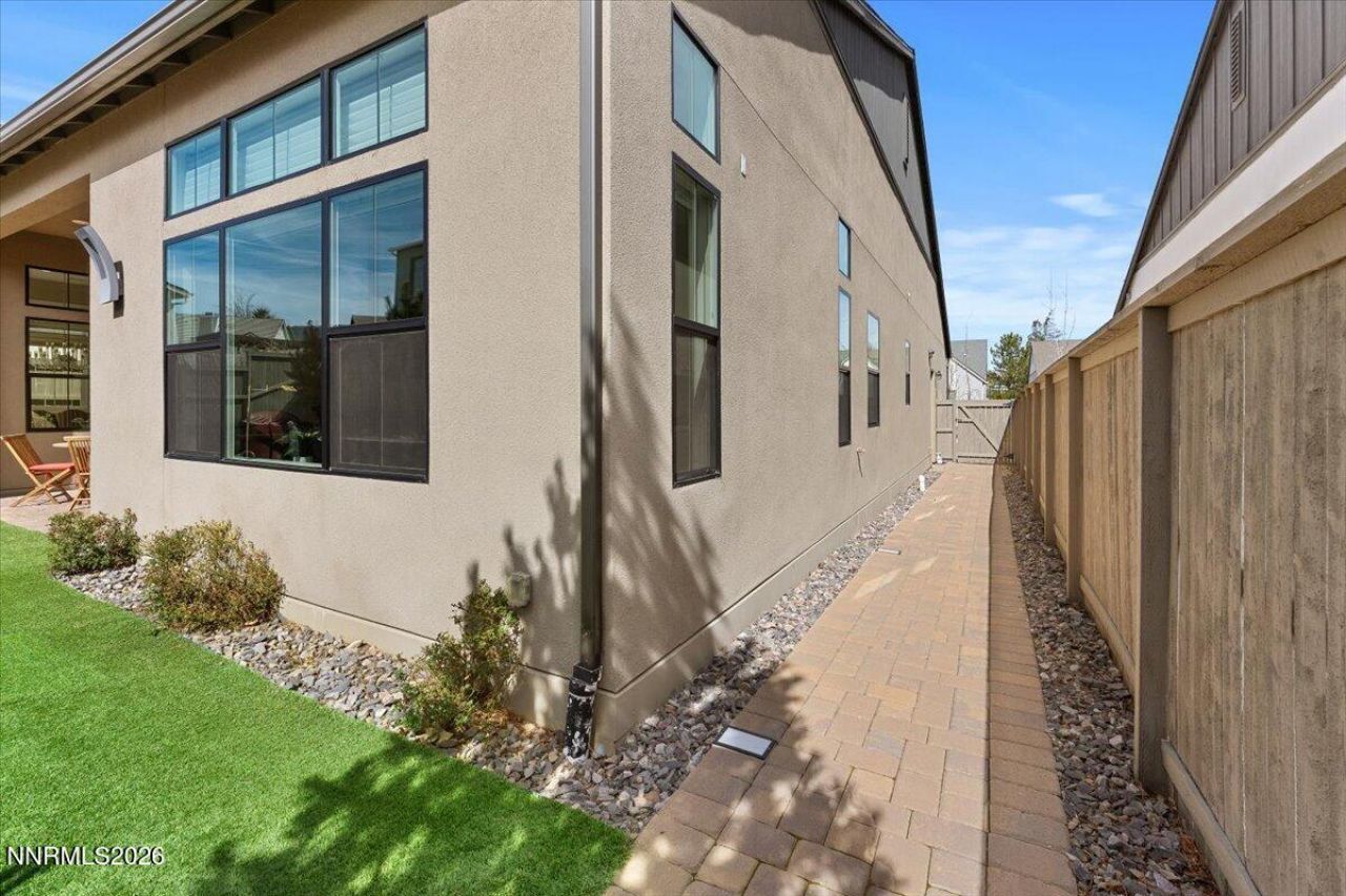 722 W Pleasant Oak Trail, Reno, NV 89511 Photo