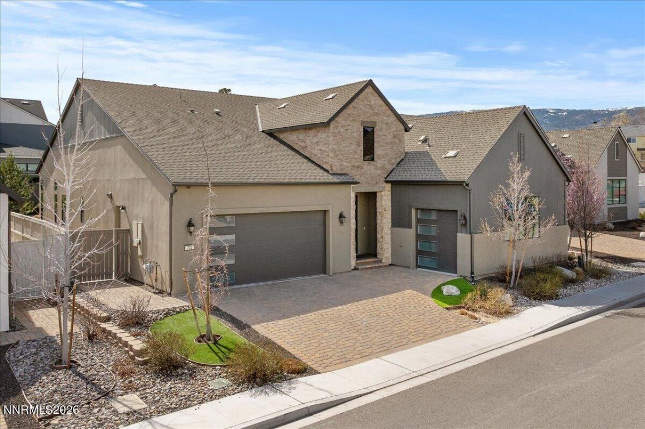 722 W Pleasant Oak Trail, Reno, NV 89511 Photo