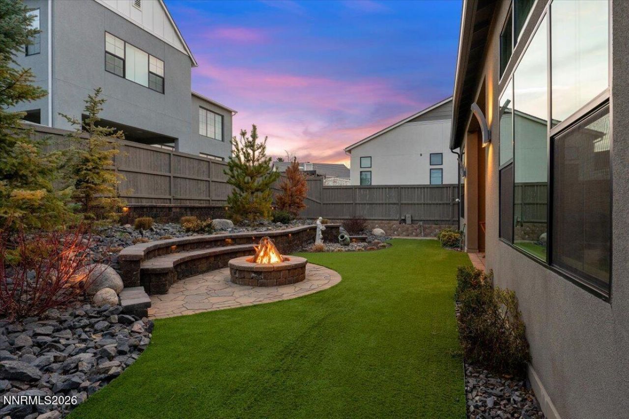 722 W Pleasant Oak Trail, Reno, NV 89511 Photo