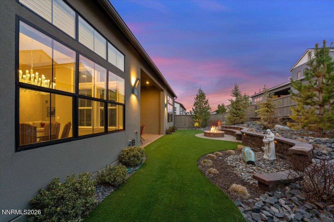 722 W Pleasant Oak Trail, Reno, NV 89511 Photo