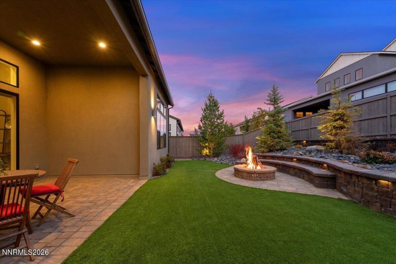 722 W Pleasant Oak Trail, Reno, NV 89511 Photo