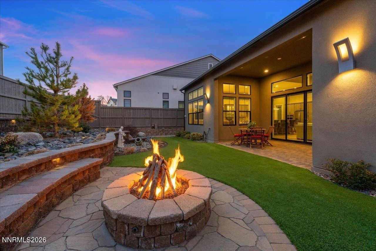 722 W Pleasant Oak Trail, Reno, NV 89511 Photo