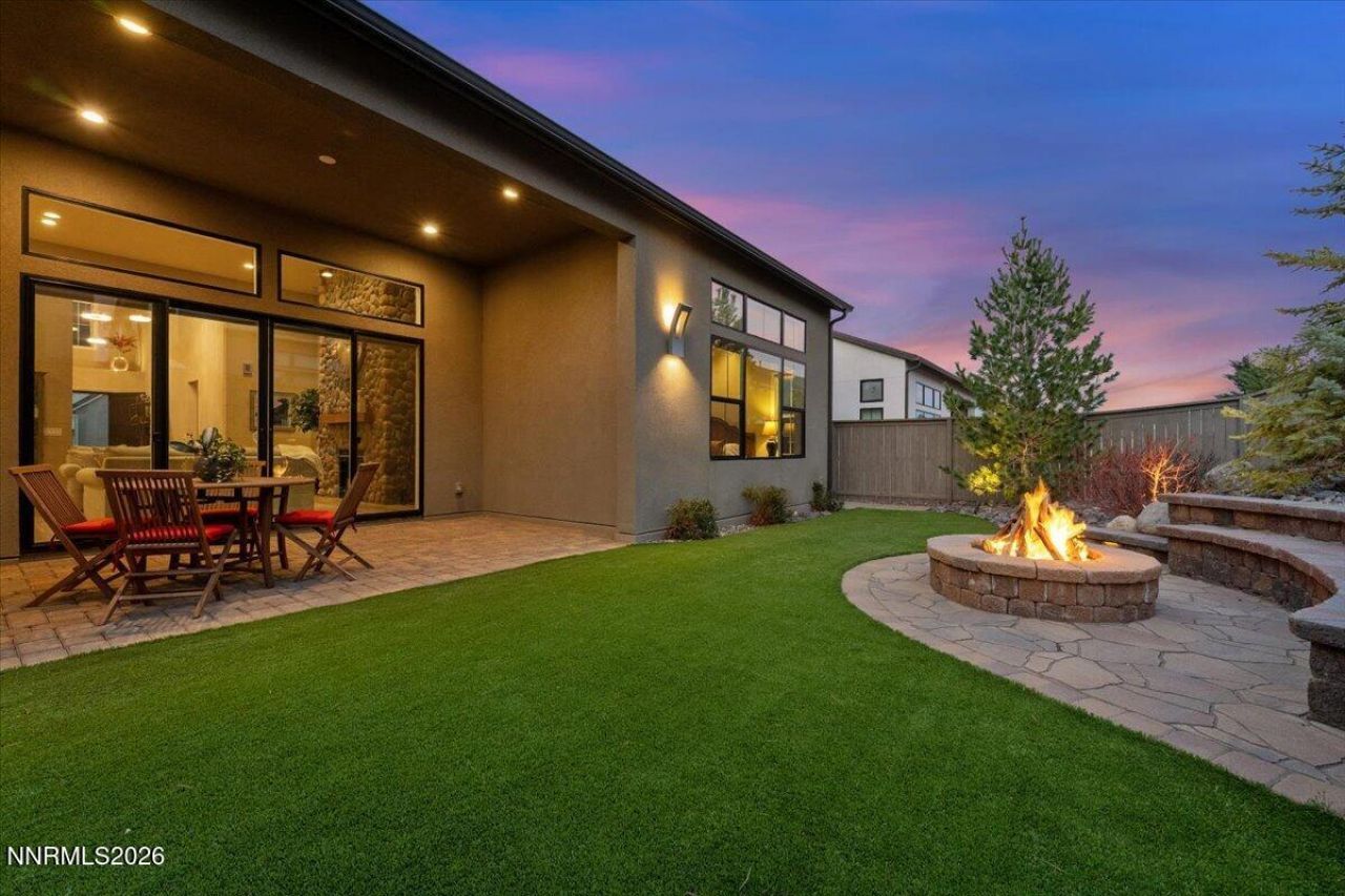 722 W Pleasant Oak Trail, Reno, NV 89511 Photo