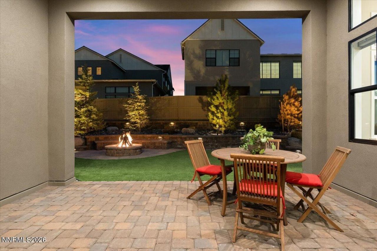 722 W Pleasant Oak Trail, Reno, NV 89511 Photo