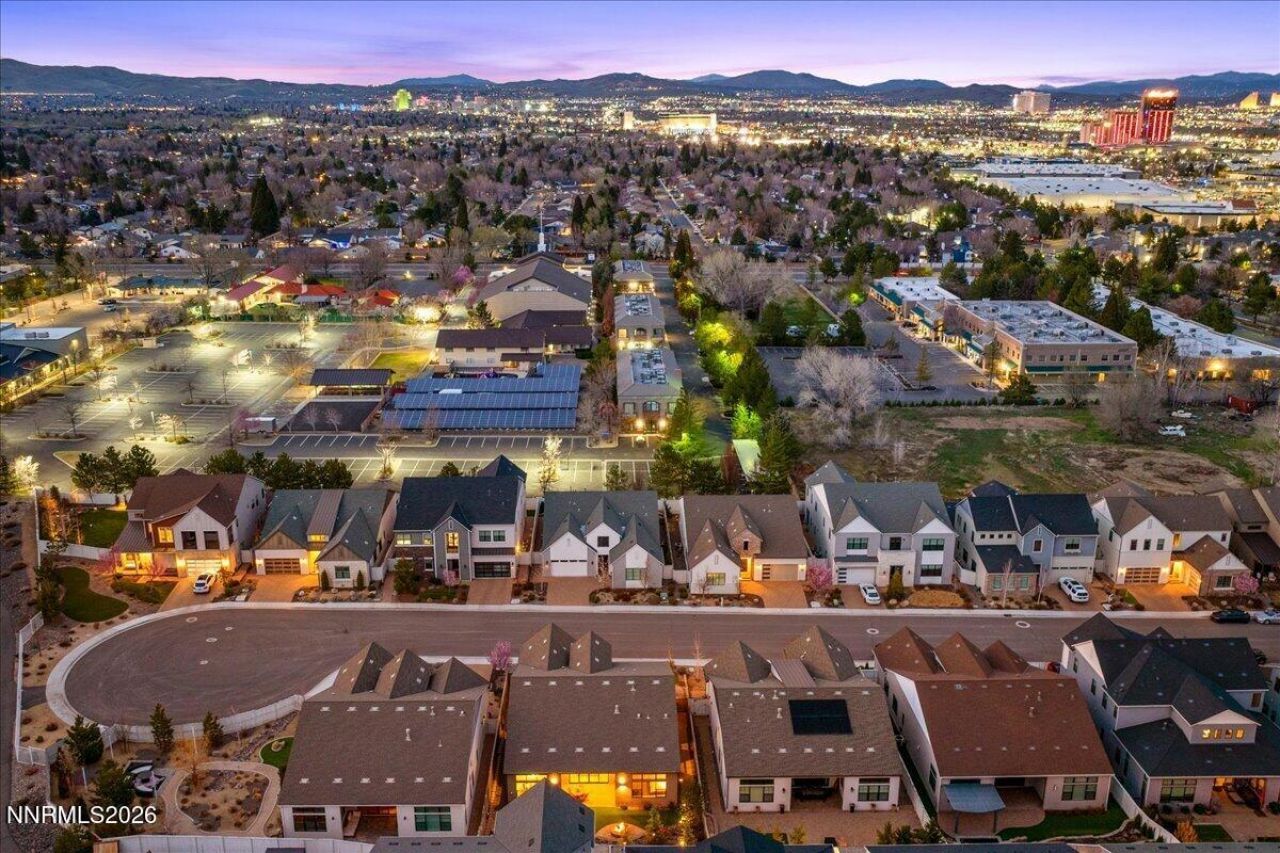 722 W Pleasant Oak Trail, Reno, NV 89511 Photo