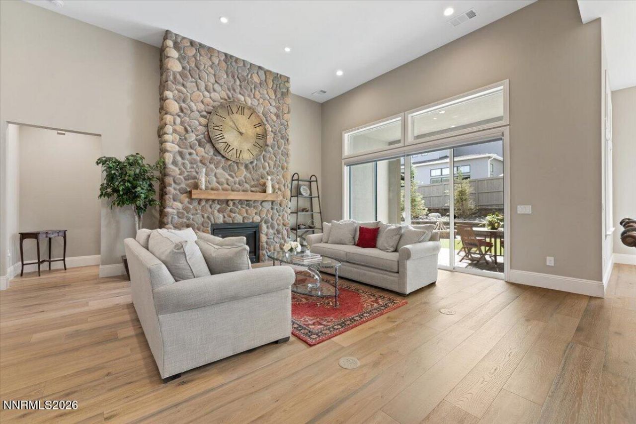 722 W Pleasant Oak Trail, Reno, NV 89511 Photo