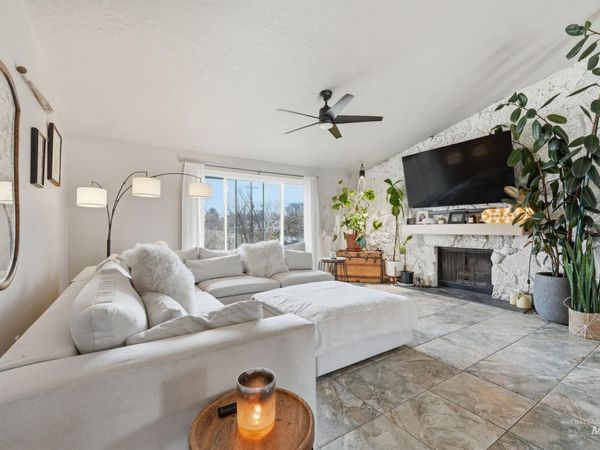 2994 S Ithaca Ave, Boise, ID 83709