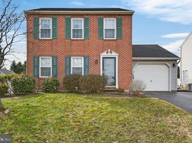 106 ASHLEY DRIVE, MARIETTA, PA 17547