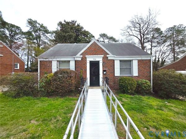 705 Elko Avenue , Colonial Heights, VA 23834