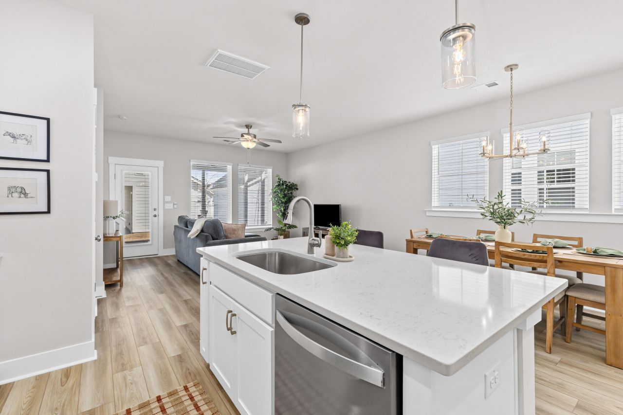 230 Symphony Avenue Photo 15
