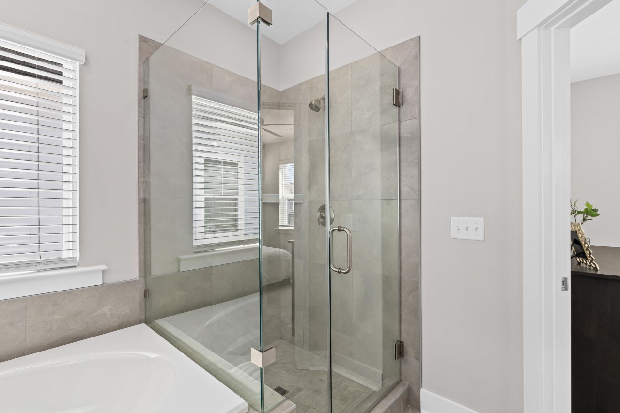 230 Symphony Avenue Photo 27
