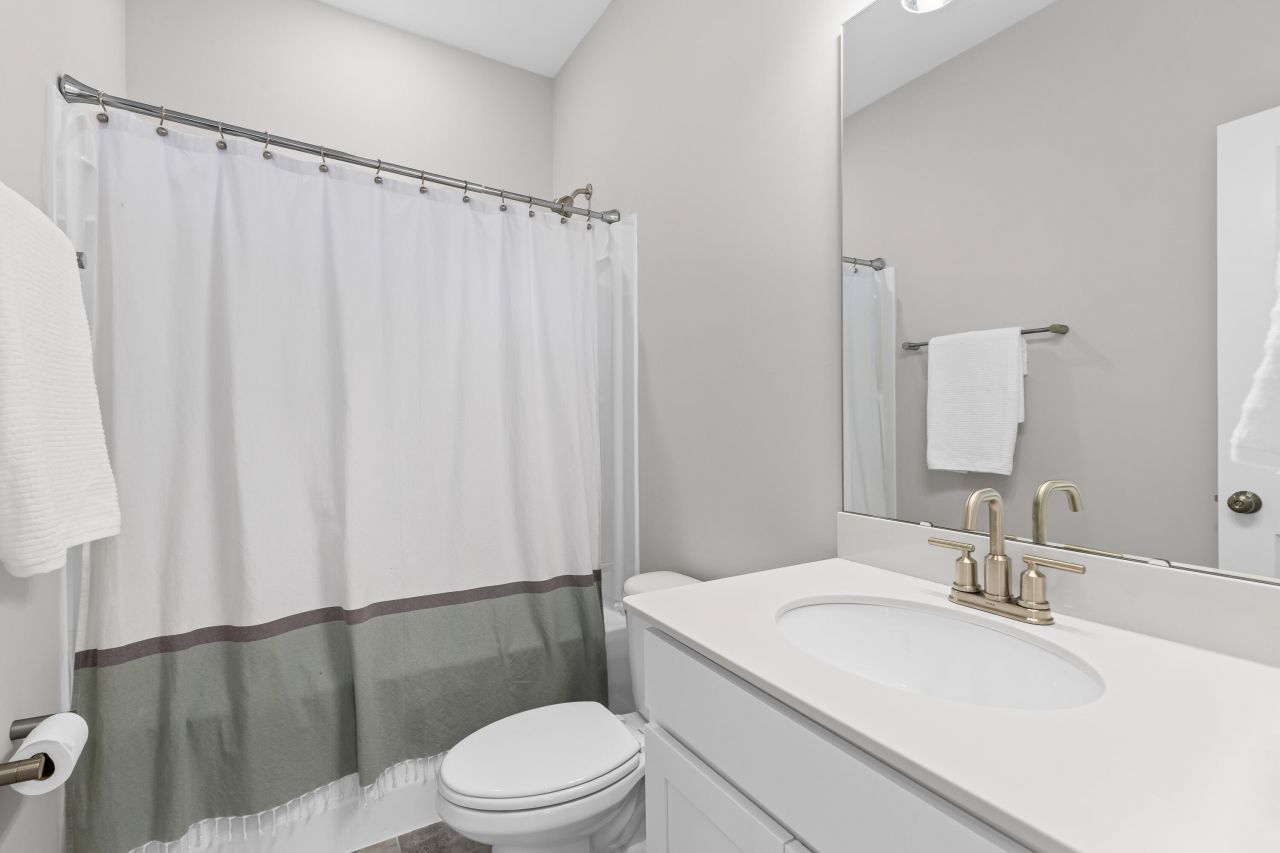 230 Symphony Avenue Photo 30