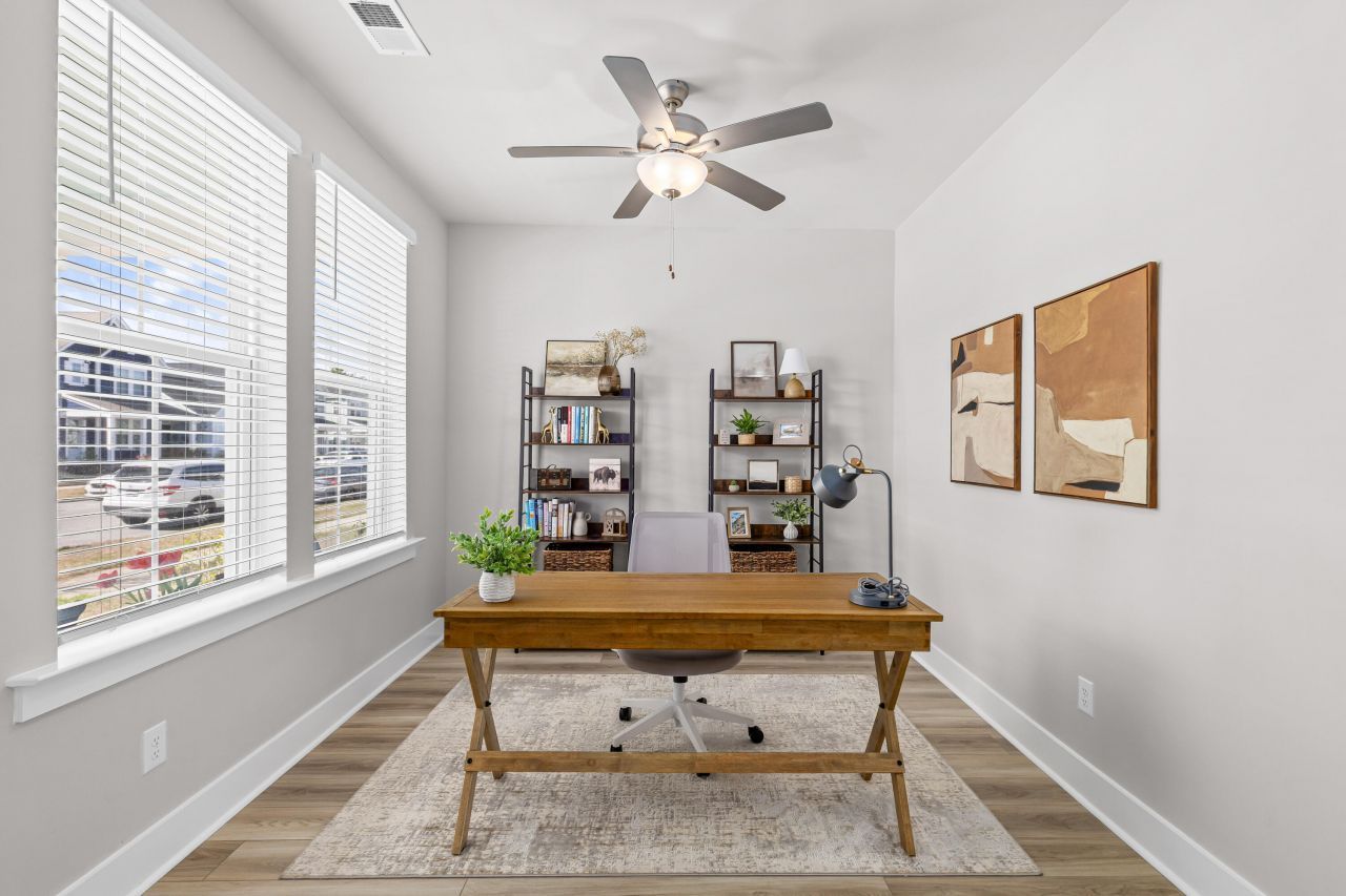 230 Symphony Avenue Photo 4