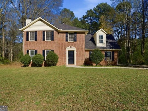 40 Lake Court, Stockbridge, GA 30281