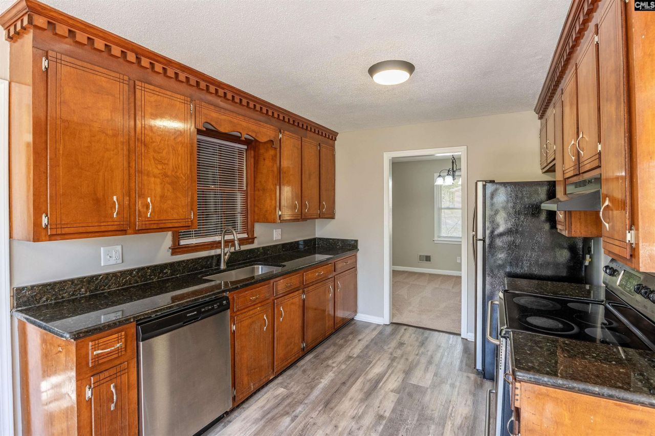 407 Marston Moor Lane  Photo 11