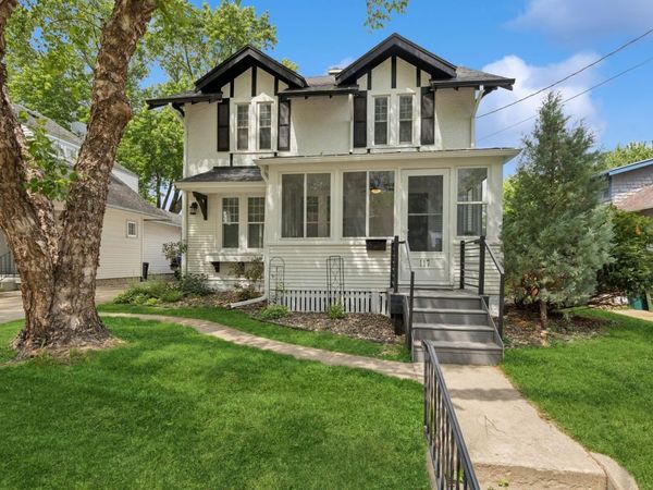 117 9th Avenue NW, Rochester, MN 55901