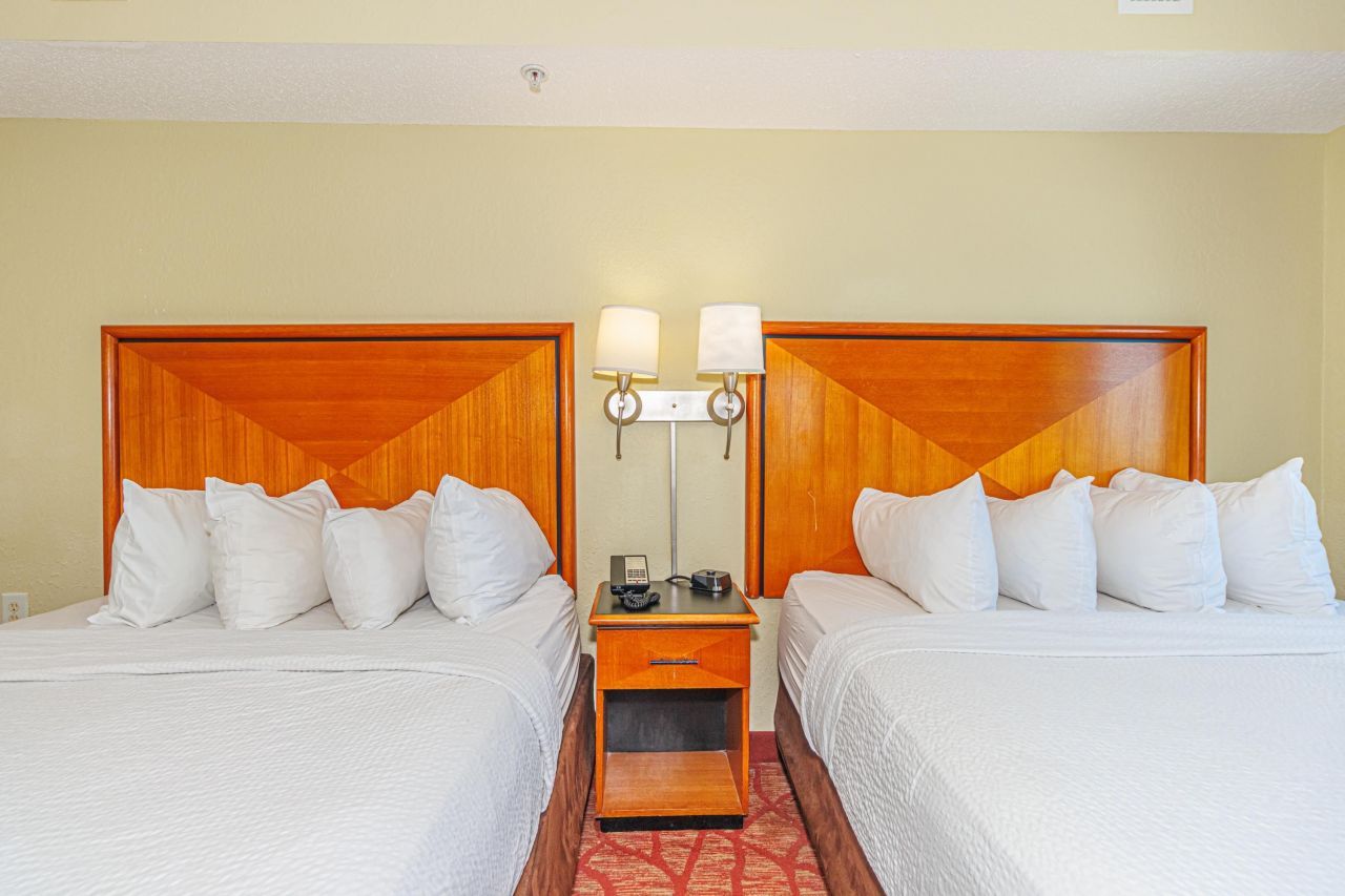 504 N Ocean Blvd.  Photo 18