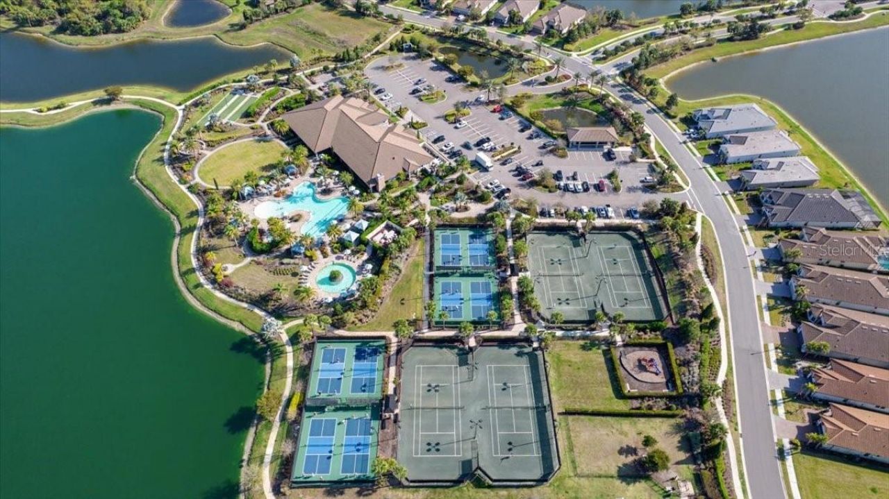 4760 Crestpoint Way , Palmetto, FL 34221 Photo