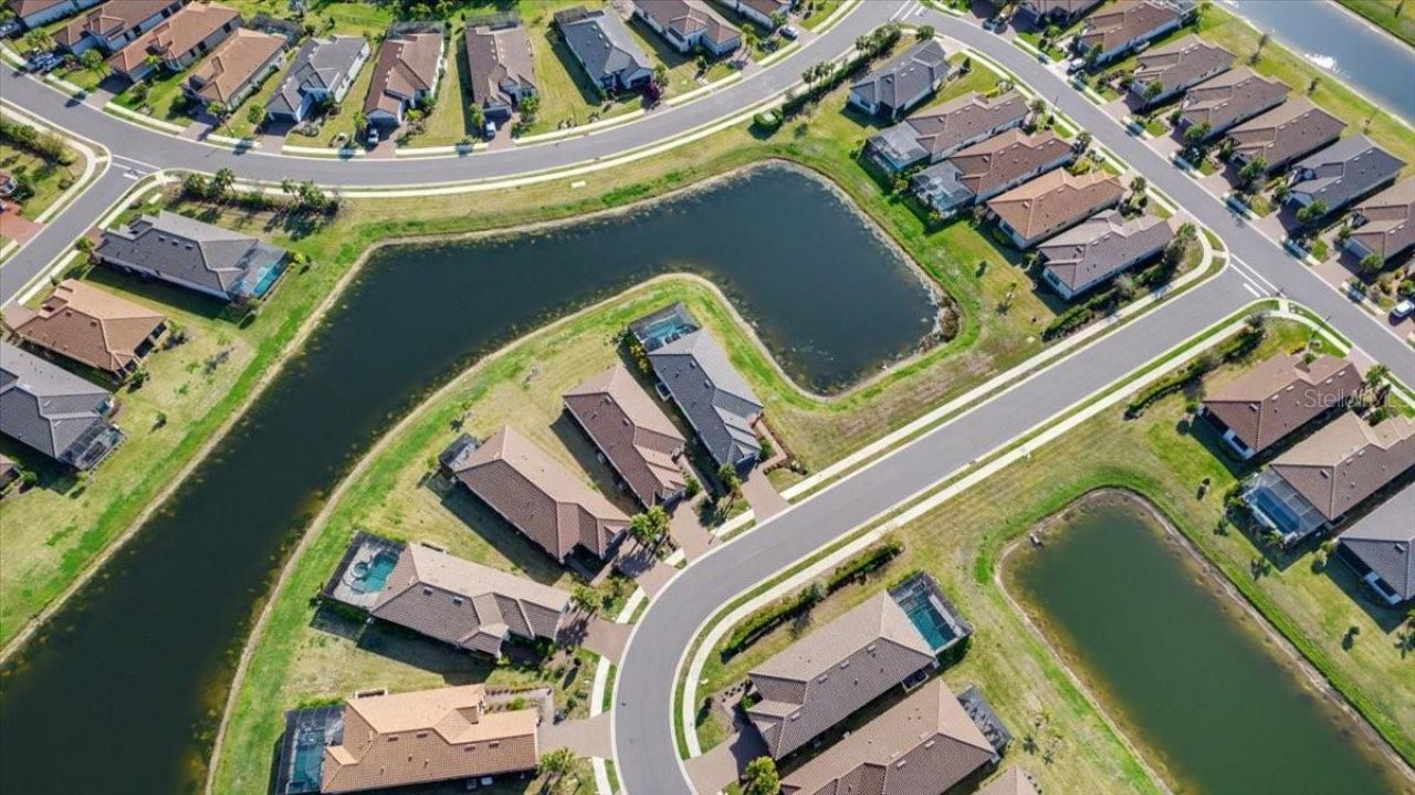 4760 Crestpoint Way , Palmetto, FL 34221 Photo