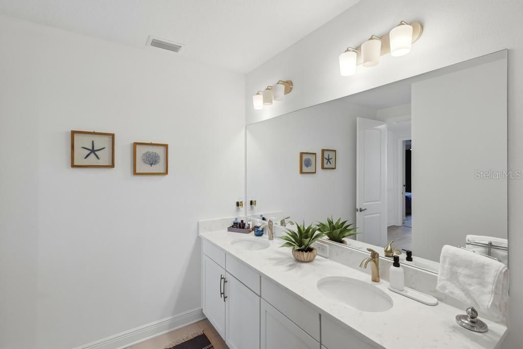 17731 Savory Mist Circle, Bradenton, FL 34211 Photo