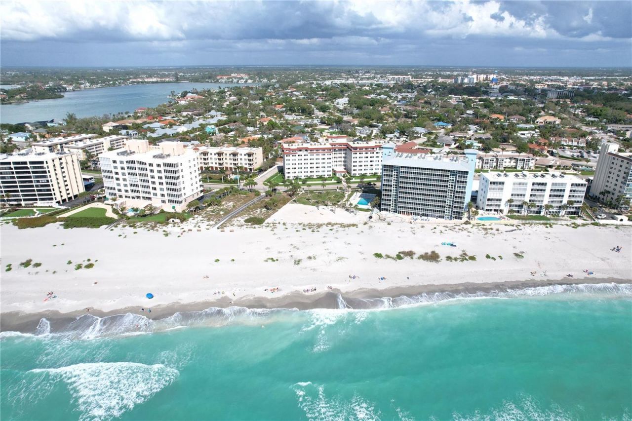 500 The Esplanade N, Unit 604, Venice, FL 34285 Photo