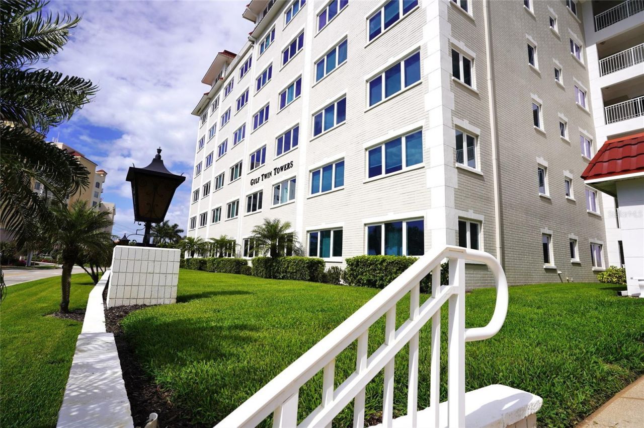 500 The Esplanade N, Unit 604, Venice, FL 34285 Photo