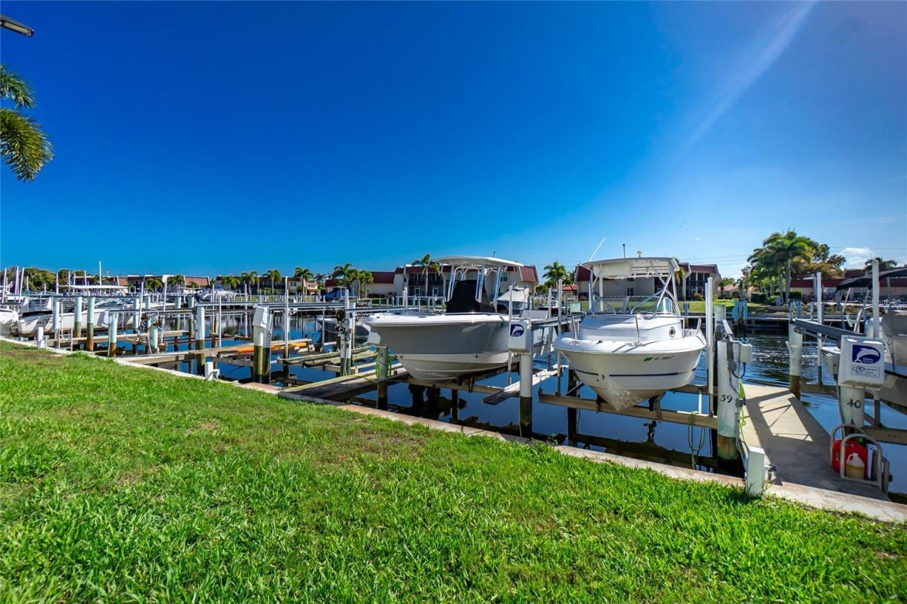 316 Coldeway Drive, Unit 38, Punta Gorda, FL 33950 Photo