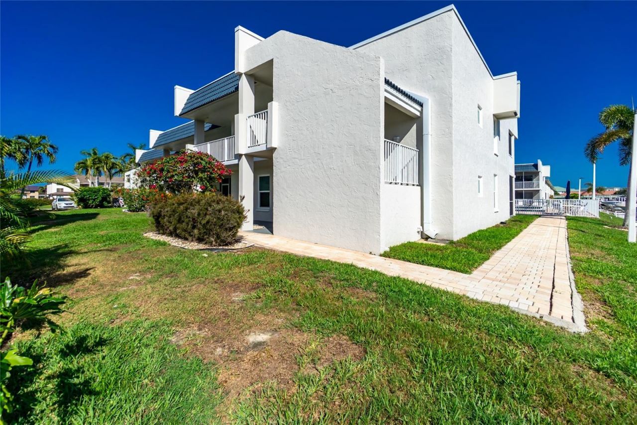 316 Coldeway Drive, Unit 38, Punta Gorda, FL 33950 Photo